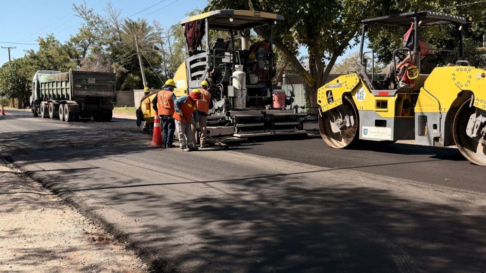 San Juan avanza con otros 9 kilómetros de repavimentación en avenida Libertador